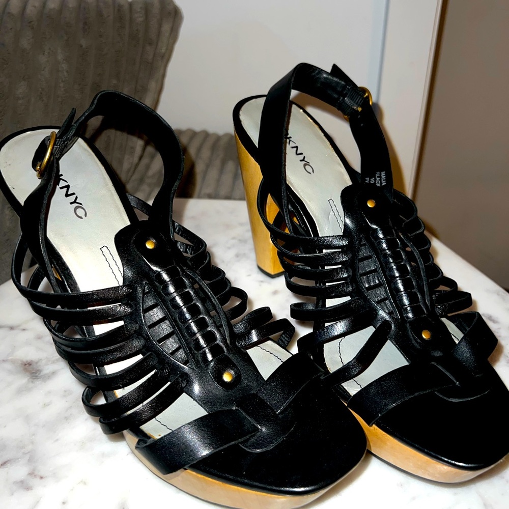 DKNYC Wood Heeled Strappy Sandals